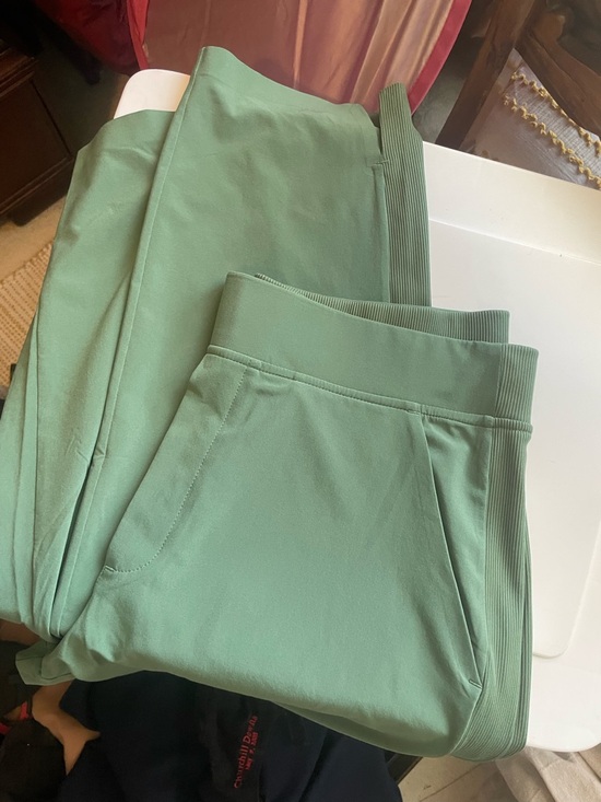 Athleta Pants - Athleta Sage Green Pull-On Lounge Pants